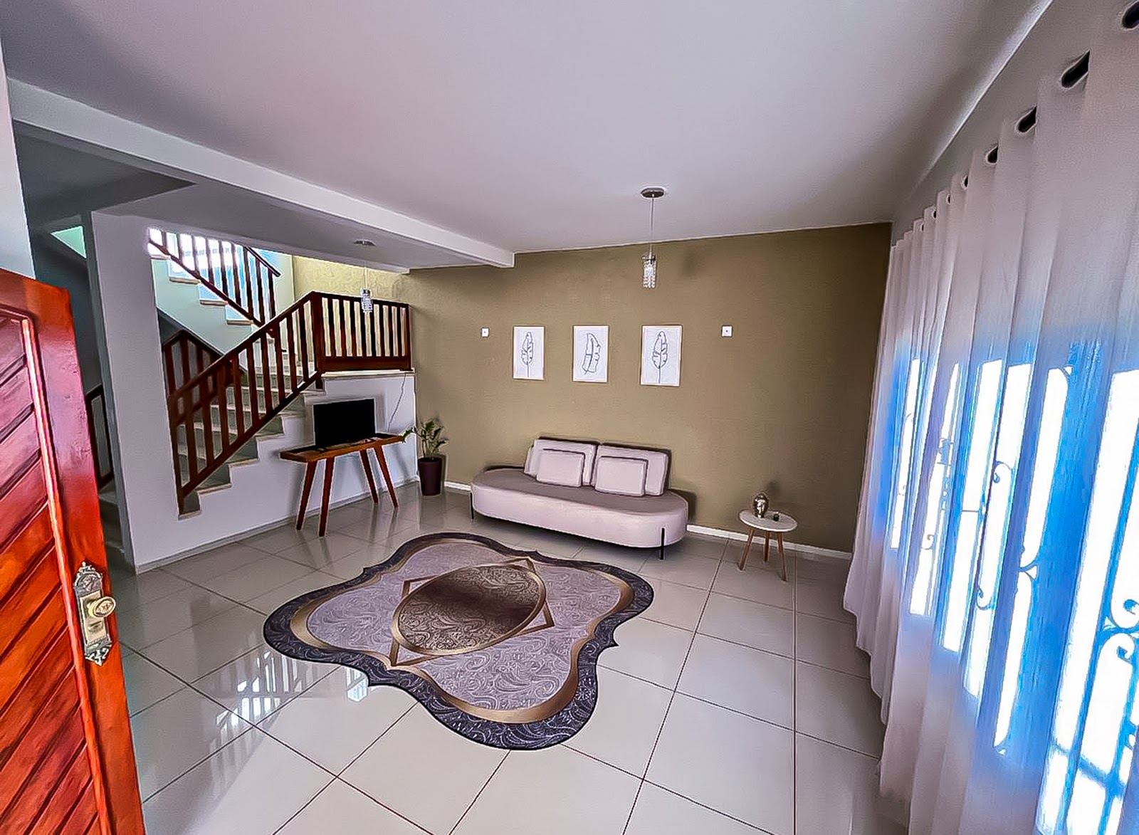 Sala e convivência — Pousada Casa Shanti
