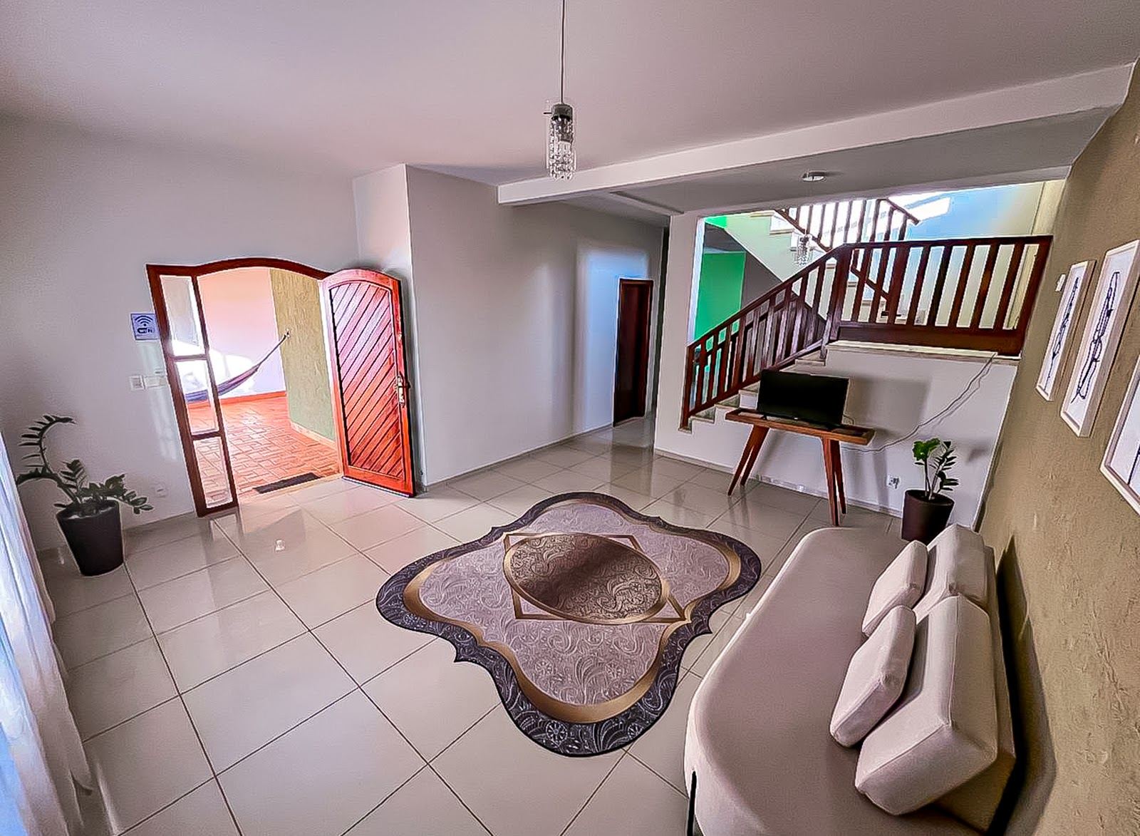 Sala e convivência — Pousada Casa Shanti